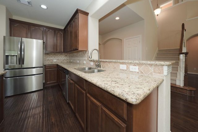 10005 Willowmoor Lane, Brookshire, TX 77423