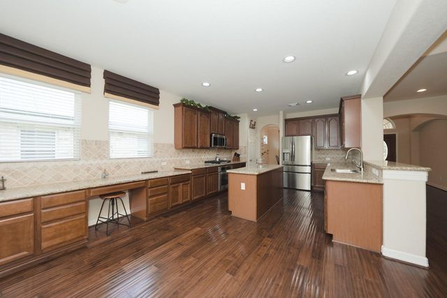 10005 Willowmoor Lane, Brookshire, TX 77423