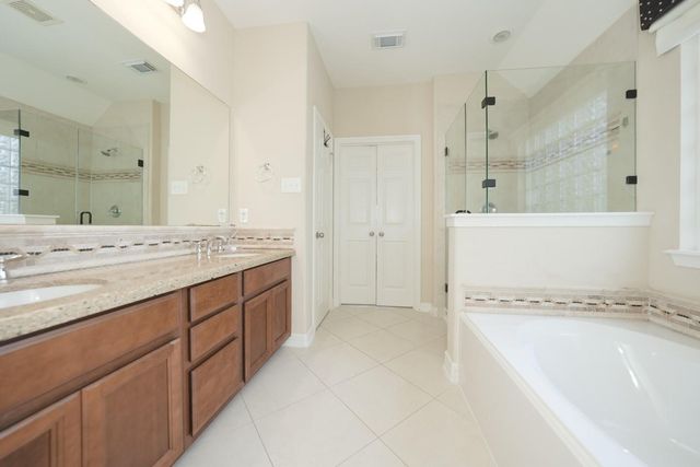 10005 Willowmoor Lane, Brookshire, TX 77423