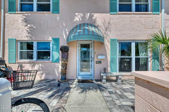 2233 SEMINOLE Road 32, Atlantic Beach, FL 32233