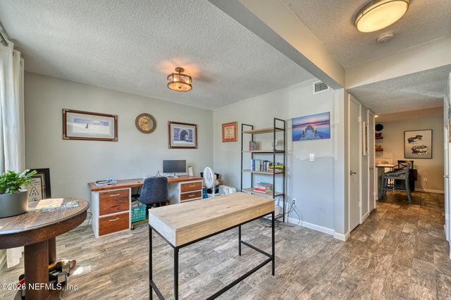 2233 SEMINOLE Road 32, Atlantic Beach, FL 32233