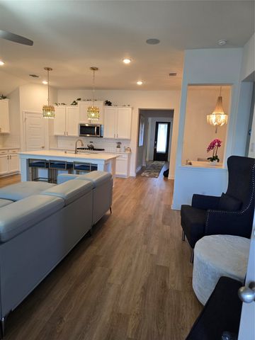 7024 Tree Stand Point, Little Elm, TX 76227