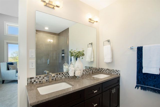 631 Fairview Avenue 3, Grand Rapids, MI 49503