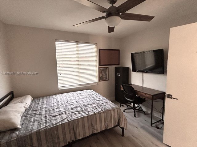 17835 SW 10th Ct, Pembroke Pines, FL 33029