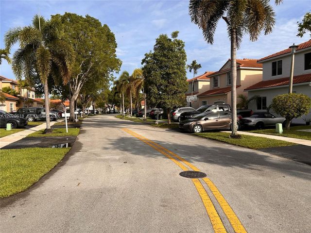 17835 SW 10th Ct, Pembroke Pines, FL 33029