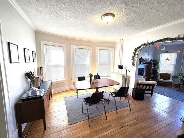 2215 Pleasant Avenue, Minneapolis, MN 55404