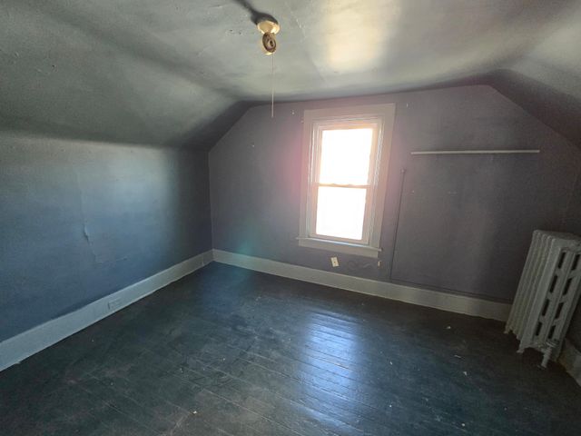 2215 Pleasant Avenue, Minneapolis, MN 55404