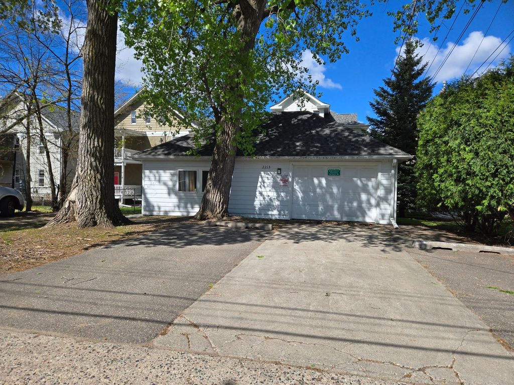 2215 Pleasant Avenue, Minneapolis, MN 55404 — photo 4