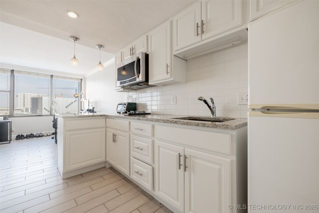 450 W 7th Street 1101, Tulsa, OK 74119