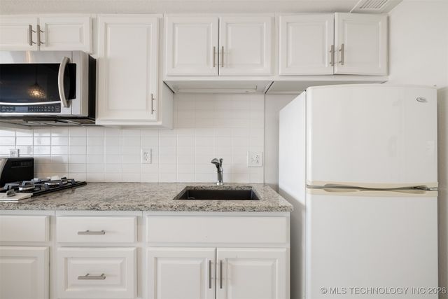 450 W 7th Street 1101, Tulsa, OK 74119