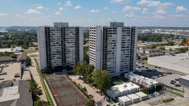 450 W 7th Street 1101, Tulsa, OK 74119