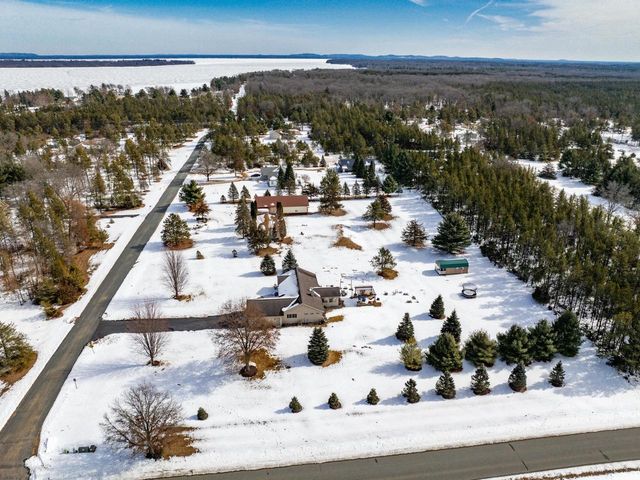 W5295 Sunny Lane, New Lisbon, WI 53950