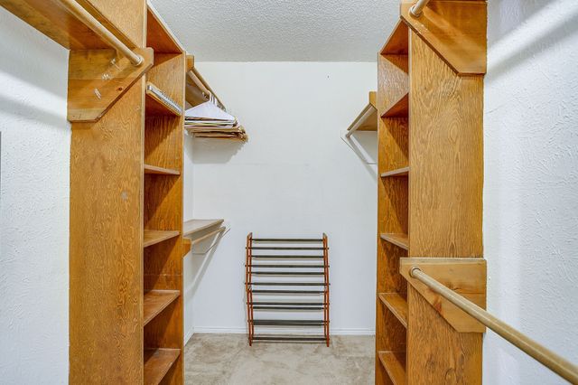 2400 Westpark Way Circle, Euless, TX 76040