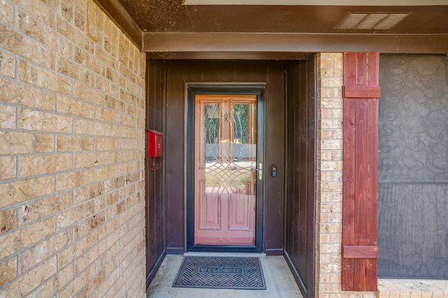 2400 Westpark Way Circle, Euless, TX 76040