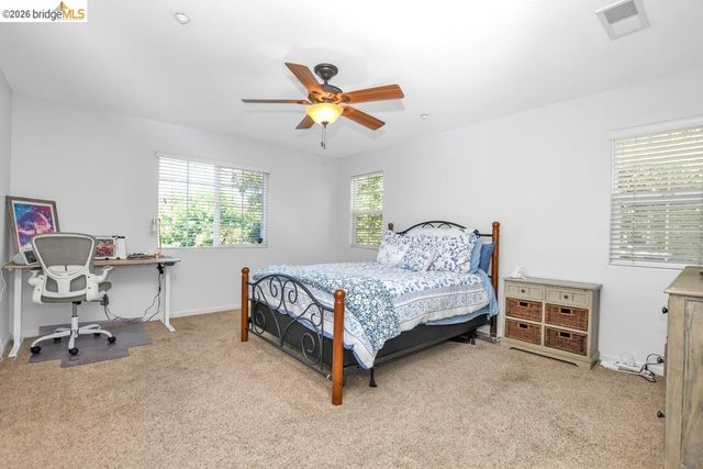 231 Washington Dr, Brentwood, CA 94513