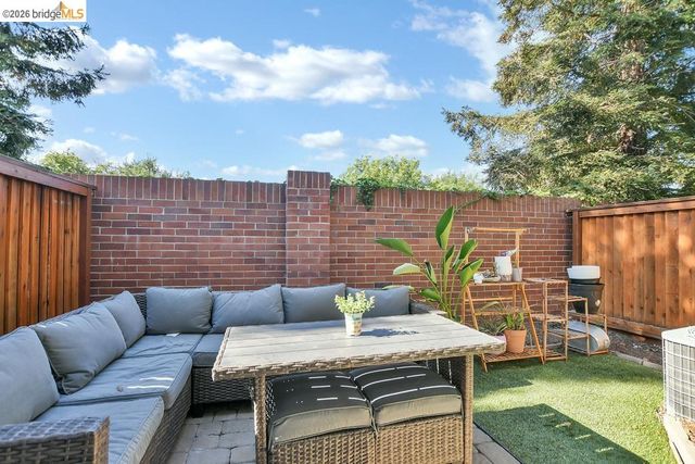 231 Washington Dr, Brentwood, CA 94513
