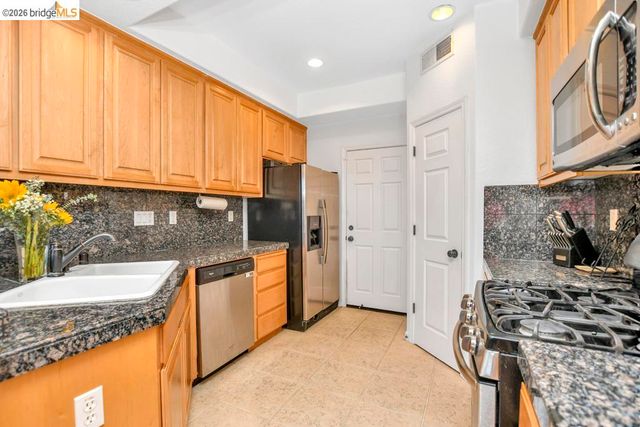 231 Washington Dr, Brentwood, CA 94513
