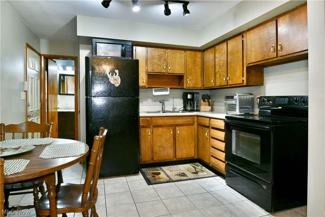 1605 Difford Drive, Niles, OH 44446
