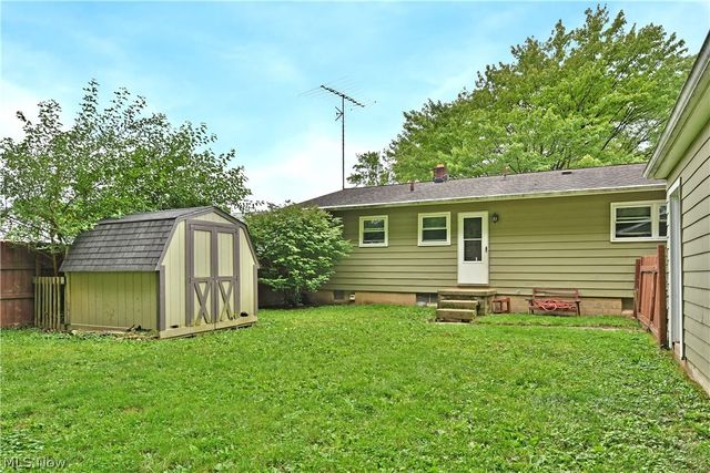 1605 Difford Drive, Niles, OH 44446