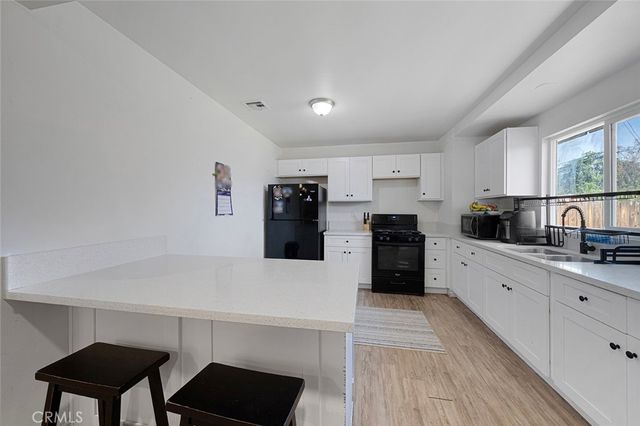 6821 Elmwood, San Bernardino, CA 92404