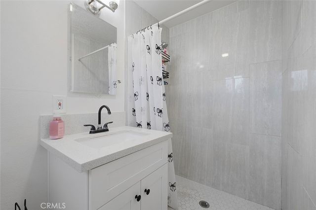 6821 Elmwood, San Bernardino, CA 92404
