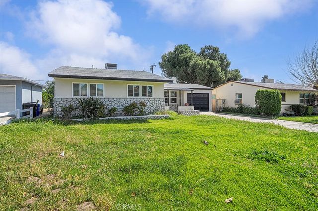 6821 Elmwood, San Bernardino, CA 92404