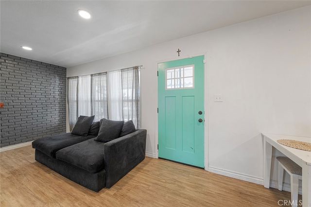 6821 Elmwood, San Bernardino, CA 92404
