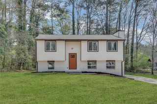 3394 Dearwood Drive SW, Lilburn, GA 30047