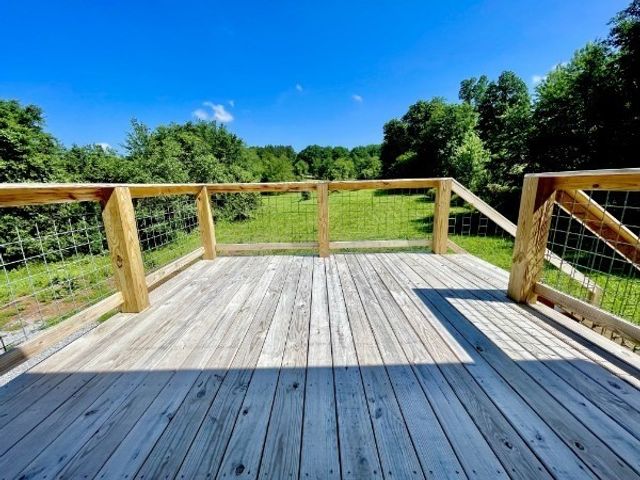 829 Tommy Oliver Rd, Clarksville, TN 37042