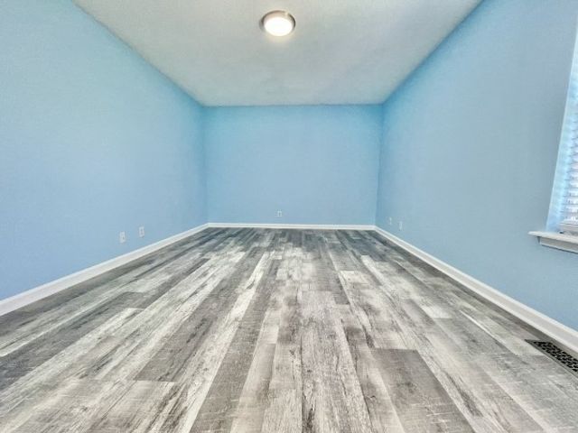 829 Tommy Oliver Rd, Clarksville, TN 37042