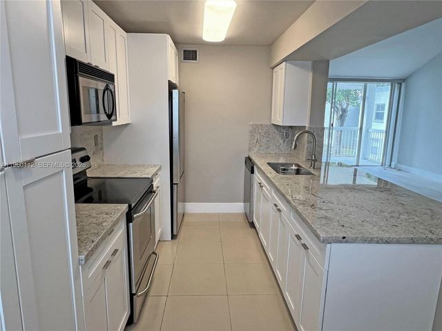 4892 NW 97 CT 364, Doral, FL 33178