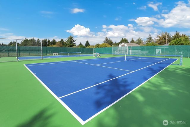 160 Dolphin Avenue NE, Ocean Shores, WA 98569