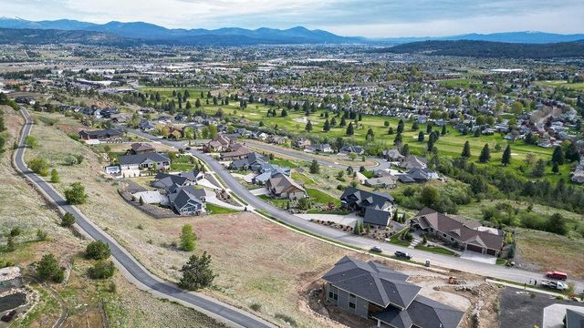 124 N Holiday Hills Dr, Liberty Lake, WA 99019