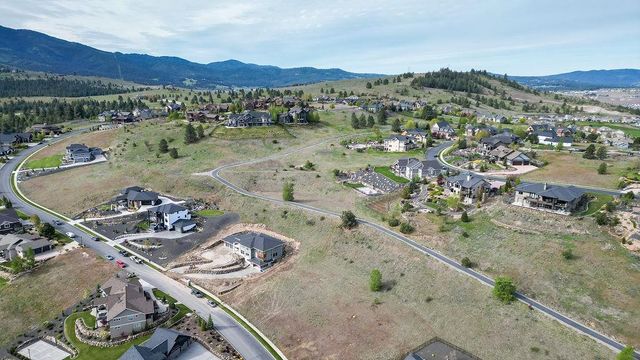 124 N Holiday Hills Dr, Liberty Lake, WA 99019