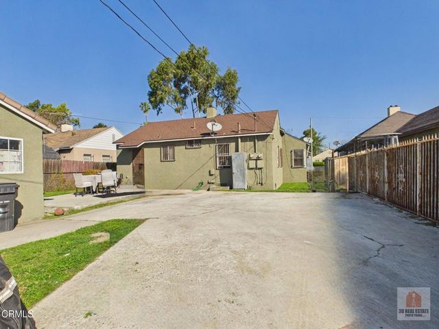 524 W Almond Street, Compton, CA 90220