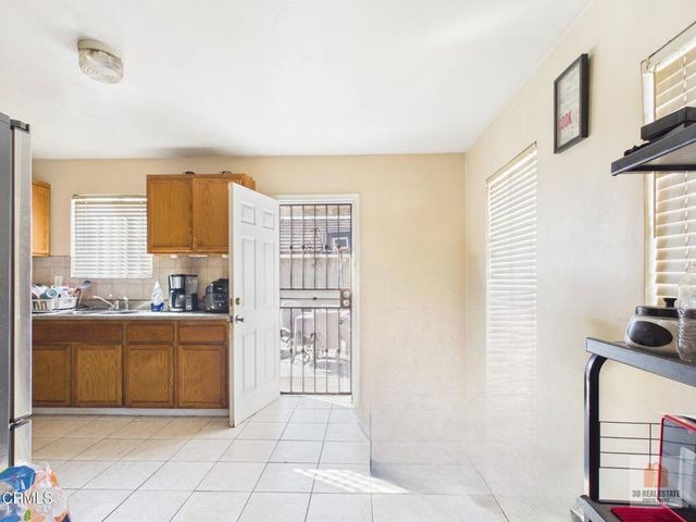 524 W Almond Street, Compton, CA 90220