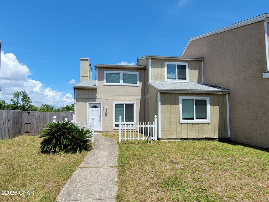 866 Premier Drive, Panama City, FL 32401