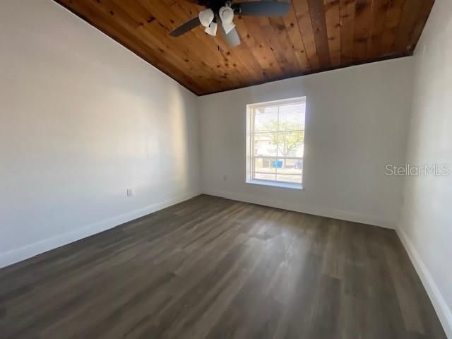 534 PLAZA SEVILLE COURT 64, Treasure Island, FL 33706