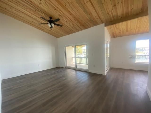 534 PLAZA SEVILLE COURT 64, Treasure Island, FL 33706