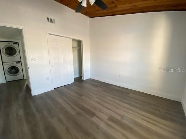 534 PLAZA SEVILLE COURT 64, Treasure Island, FL 33706