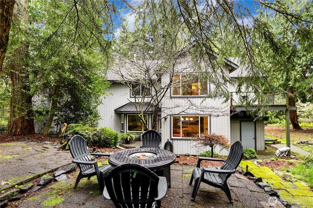 211 Baycliff Drive, Port Townsend, WA 98368