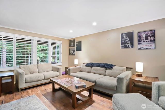 211 Baycliff Drive, Port Townsend, WA 98368