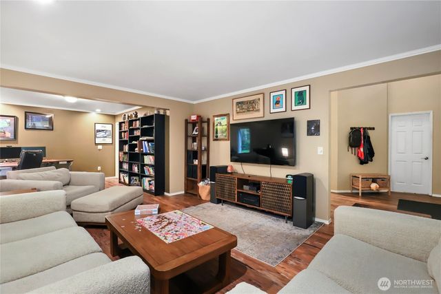 211 Baycliff Drive, Port Townsend, WA 98368