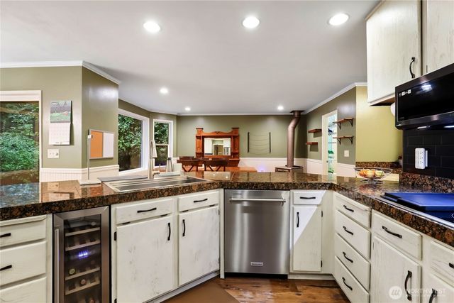 211 Baycliff Drive, Port Townsend, WA 98368