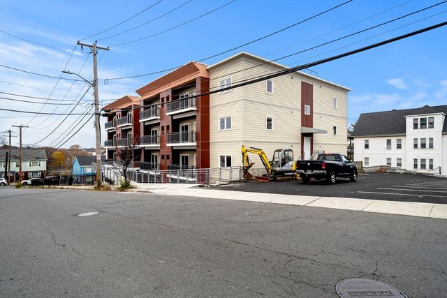 10 Franklin Ave 402, Revere, MA 02151