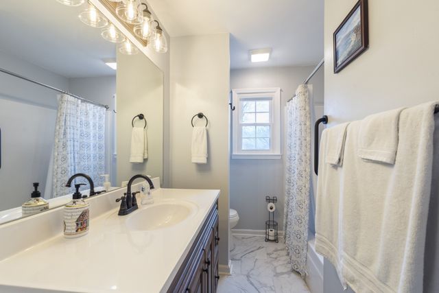 1510 Chestnut Cove Rd, Chapel Hill, TN 37034