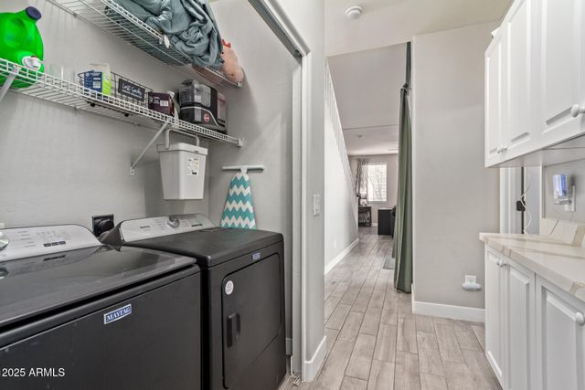 10212 E ISLETA Avenue, Mesa, AZ 85209