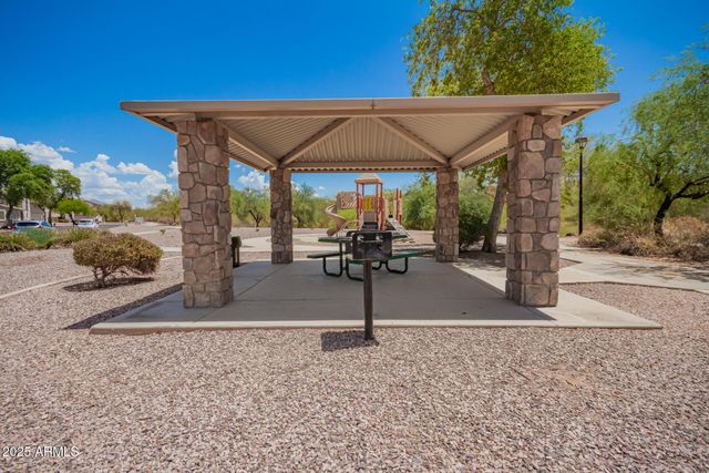 10212 E ISLETA Avenue, Mesa, AZ 85209