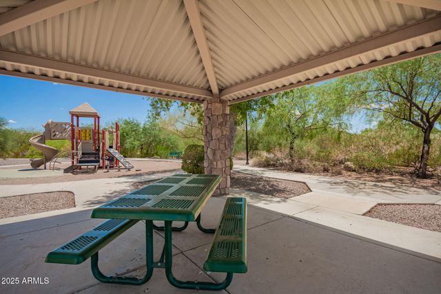 10212 E ISLETA Avenue, Mesa, AZ 85209