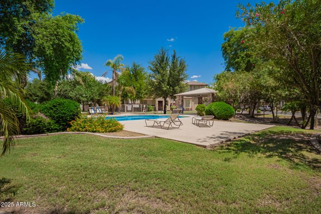 10212 E ISLETA Avenue, Mesa, AZ 85209